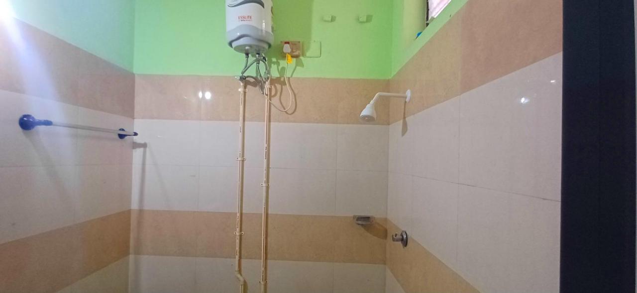 Empire Homestay Kalpetta Esterno foto